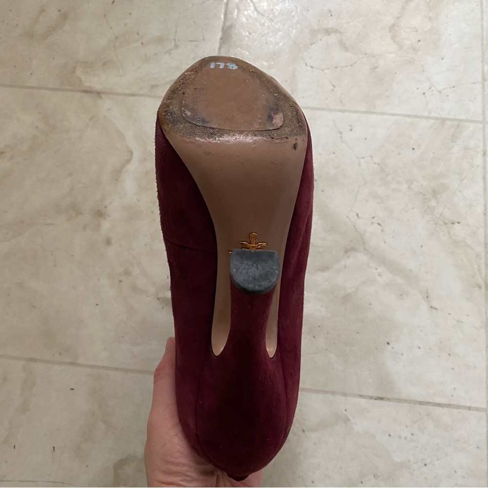 Prada Made in Italy Calzature Donna Oxblood Suede Cutout Platform Heels size 6.5 - Picture 13 of 14